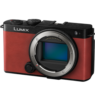 Panasonic Lumix S9 kamerahus Crimson red 24,2 MP, Fullformat