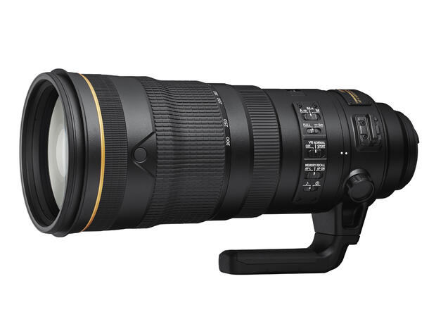 Nikon 120-300mm f/2.8E FL ED SR VR Kraftig og lyssterk telezoom